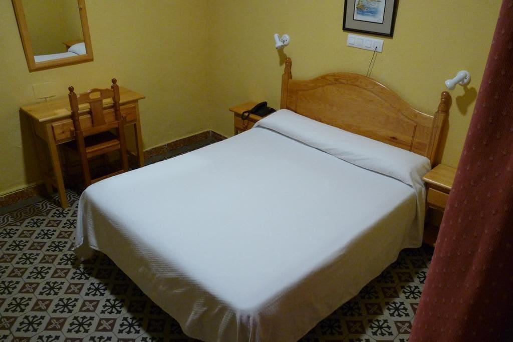 Hostal Sierpes Sevilla Eksteriør billede