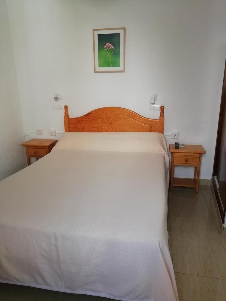 Hostal Sierpes Sevilla Eksteriør billede