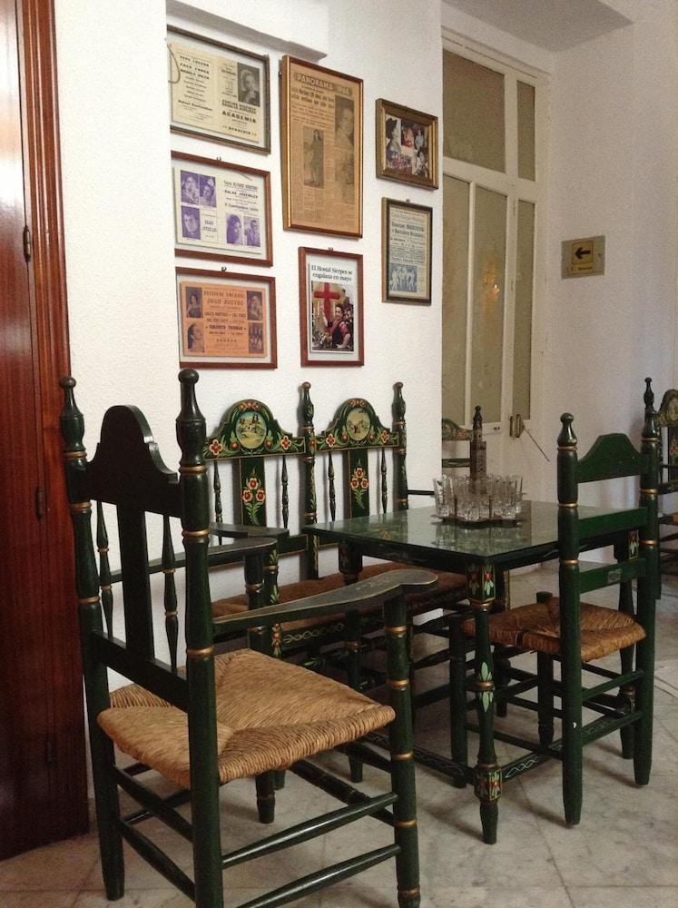 Hostal Sierpes Sevilla Eksteriør billede