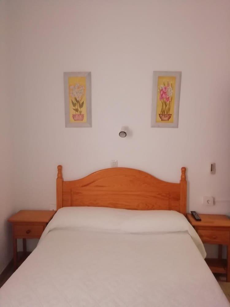 Hostal Sierpes Sevilla Eksteriør billede