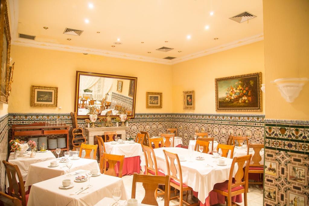 Hostal Sierpes Sevilla Eksteriør billede