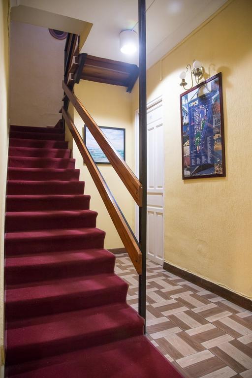 Hostal Sierpes Sevilla Eksteriør billede