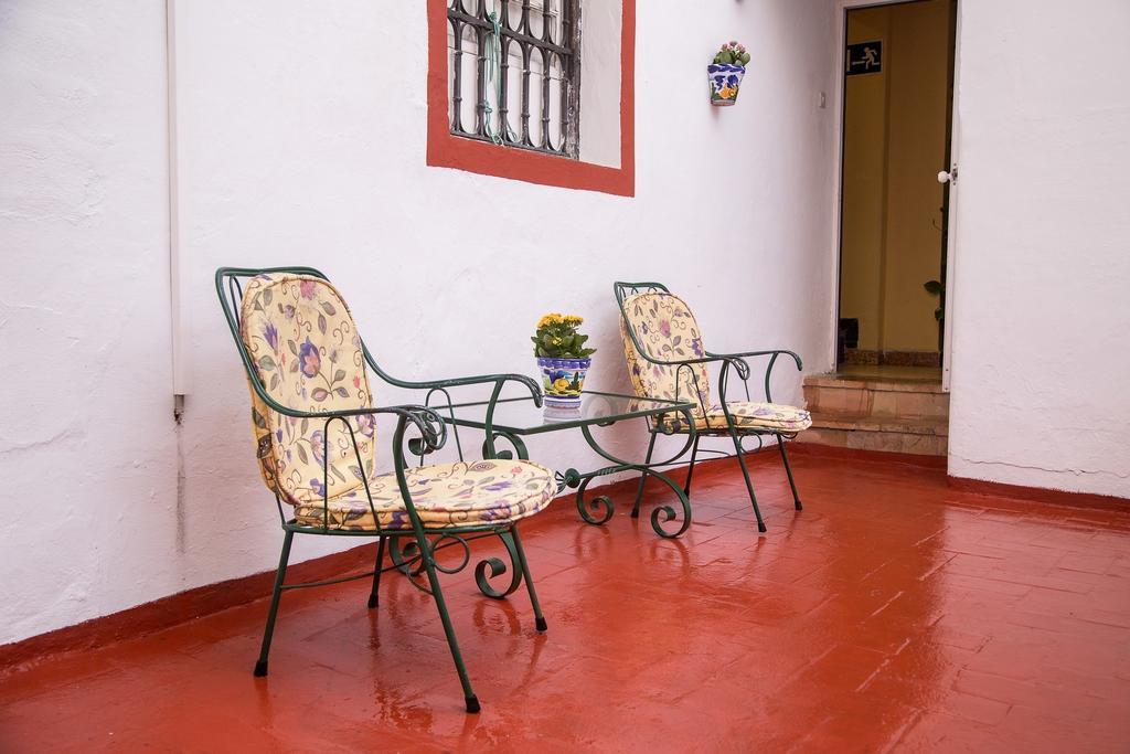 Hostal Sierpes Sevilla Eksteriør billede