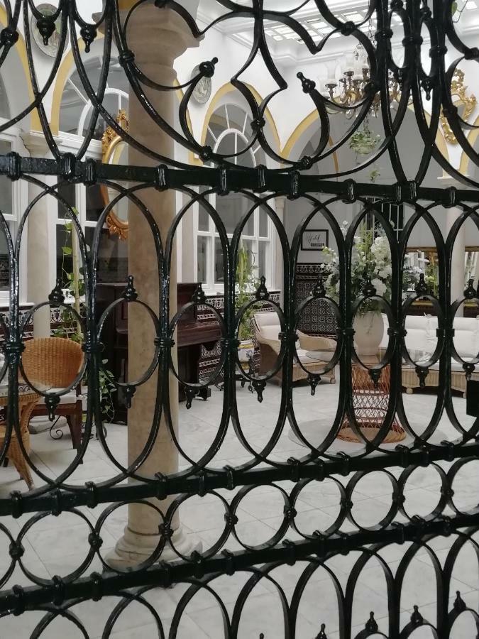 Hostal Sierpes Sevilla Eksteriør billede